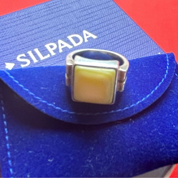 Silpada (retired) sterling silver ring green mother of pearl stone size 6 - Picture 5 of 6